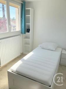 La Roche Sur Yon, Pays De La Loire 85000, France