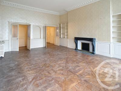 Nantes, Pays De La Loire 44000, France