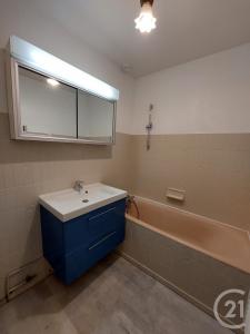 Lyon, Rhône-Alpes 69007, Pháp