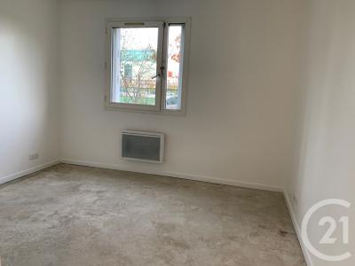 Asnieres Sur Seine, イル＝ド＝フランス 92600, アキタン