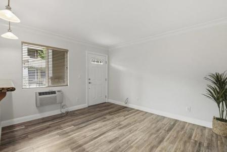 800 N Mollison , 19, El Cajon, California 92021