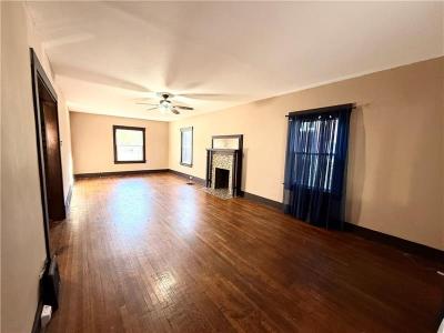 92 Euclid Avenue, Sharon, Ohio 16146, USA