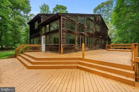 8095 Plowden Drive, La Plata, Maryland 20646, Estados Unidos