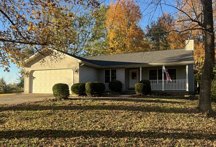 158 W 300 S, Washington, Indiana 47501, USA