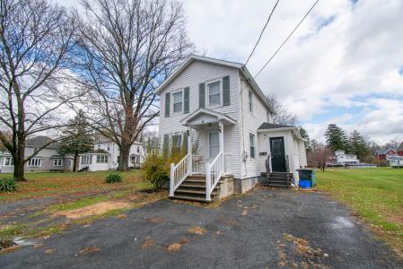 54 Center Street, Waterloo, NY 13165, USA