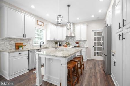 12002 Paddock Place, Fredericksburg, Virgínia 22407, Estados Unidos