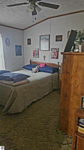 1265 Channel Way, Gladwin, Michigan 48624, États-Unis