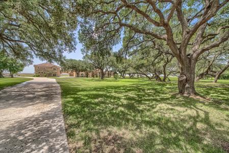 3620 Huber Road, Seguin, Техас 78155, Соединенные Штаты