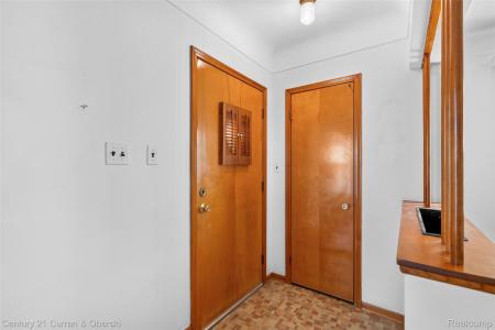 1521 N Vernon Street, Dearborn, Michigan 48128