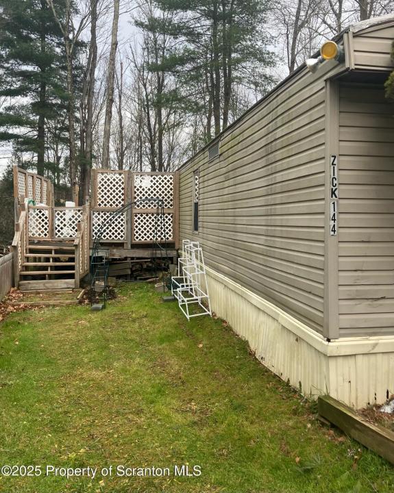 144 Old Loggers Road, Factoryville, Pensylwania 18419, USA