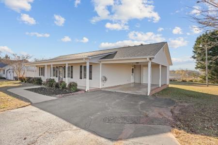 5435 Parris Bridge Road, Boiling Springs, South Carolina 29316