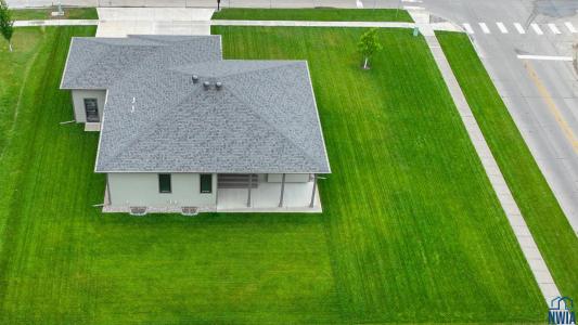 601 Topaz Drive, Sergeant Bluff, Iowa 51054