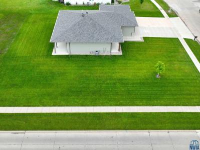 601 Topaz Drive, Sergeant Bluff, Iowa 51054