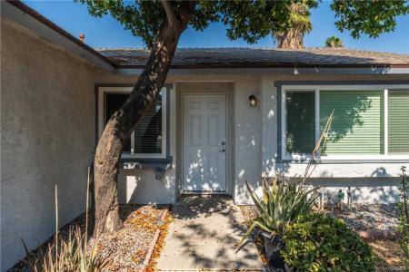 910 Marlyce Lane, Hemet, California 92543