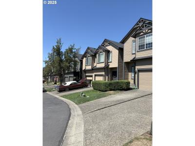 5856 SE Woodland DR, Gresham, Oregon 97080