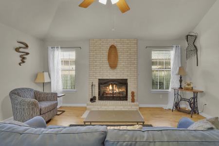 108 Dolly St, San Marcos, Texas 78666, Estados Unidos