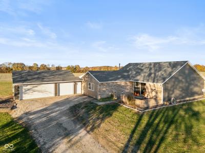 8184 S 500 Road W, Edinburgh, Indiana 46124, USA