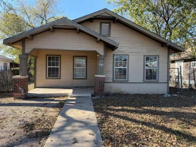 2815 S Denley Drive, Dallas, Texas 75216, USA