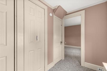 6 Dunwoodie Avenue, West Islip, New York 11795