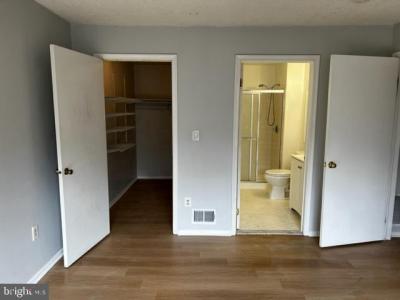 38 Joyner, Lawrenceville, New Jersey 08648