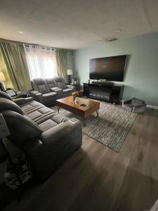 80 School House Road, Wallingford, Connecticut 06492, Estados Unidos