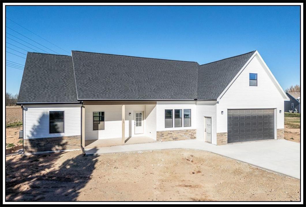 535 Pheasant Drive, New London, Wisconsin 54961-0000, Estados Unidos