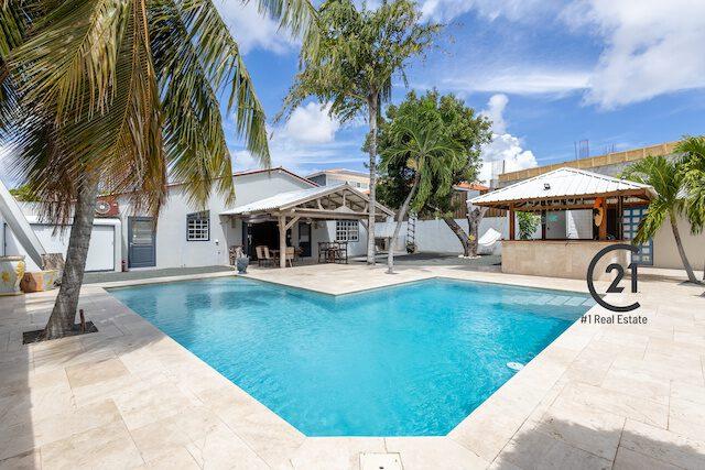 Sorsaka Caribbean Villa with Pool, Sorsaka, Willemstad East, Кюрасао