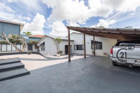 Sorsaka Caribbean Villa with Pool, Sorsaka, Willemstad East, Кюрасао