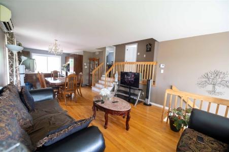 101 Rue des Tilleuls, Vaudreuil-Dorion, 魁北克省 J7V 0E4, 加拿大