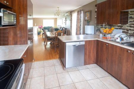 101 Rue des Tilleuls, Vaudreuil-Dorion, 魁北克省 J7V 0E4, 加拿大