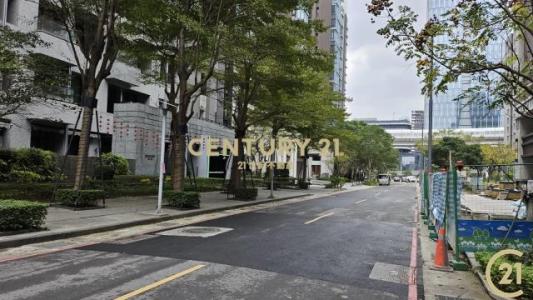 中原段, Xinzhuang Dist., نيو تايبيه 242, تايوان