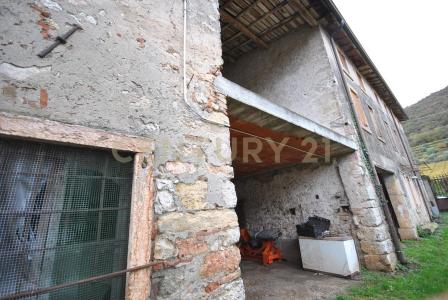 Via Squaranto, Verona, Veneto 37141, Italy