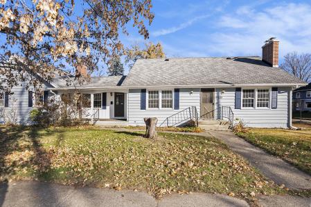 202 Moccasin Street, Buchanan, Michigan 49107, États-Unis