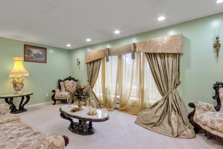 44 Greenridge Way, Spring Valley, 纽约州 10977, 美国