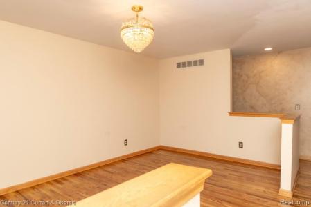 575 Rosemary Street, Dearborn Heights, Michigan 48127, États-Unis