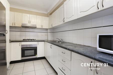 2/16-18 Newman Street, Merrylands, NSW 2160, أستراليا