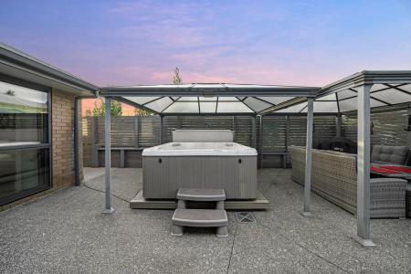 1 CANMORE STREET, Pokeno, Waikato District 2402, New Zealand