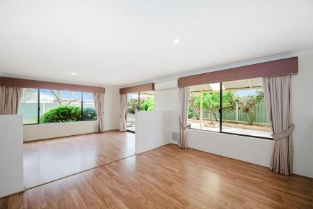 39 Carna Bay Road, Australind, WA 6233, Australia