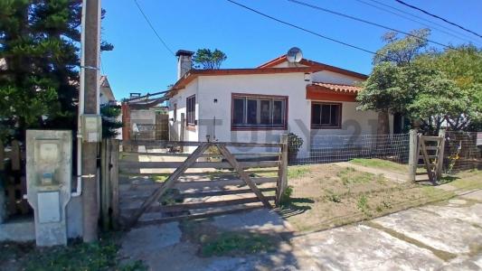 Canopus 228, La Paloma, Rocha 00001, Uruguay