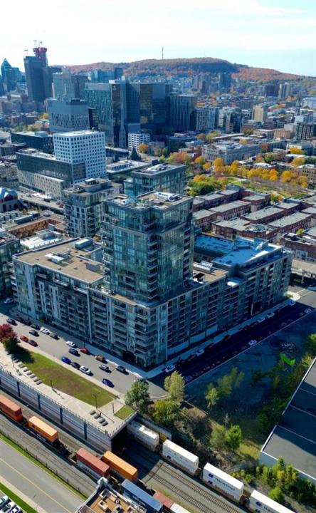 360  Rue Atateken, Montréal (Ville-Marie), Quebec H2L 0H4, Canada