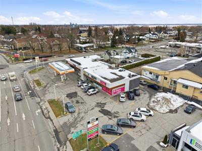 4705-4725  Boul. Laurier O., Saint-Hyacinthe, كيبيك J2S 3V3, كندا 