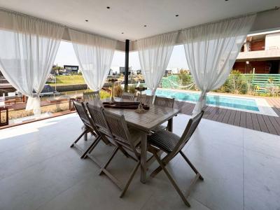 El Yacht al río Nordelta, Tigre, GBA Norte 00001, Argentinien