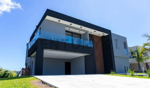 Los Robles S/N S/N, Ezeiza, GBA Sur 1864, Argentina