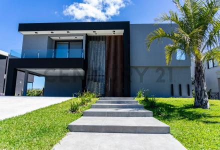 Los Robles S/N S/N, Ezeiza, GBA Sur 1864, Argentina