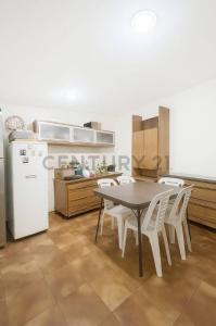 calle warnes – entre Cochabamba y La Paz , Centro, Santa Cruz 00001, Bolivia