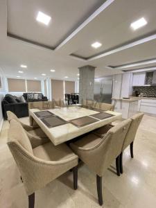 Daniel Camejo Octavio Conjunto Residencial Casa Bote A, Lechería, Anzoategui 6016, ונצואלה 