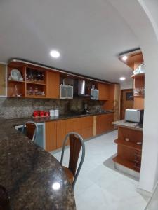 Daniel Camejo Octavio Conjunto Residencial Puerto Principe, Lechería, Anzoategui 6016, Venezuela