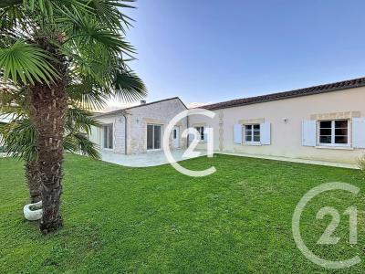 Sigogne, Poitou-Charentes 16200, France