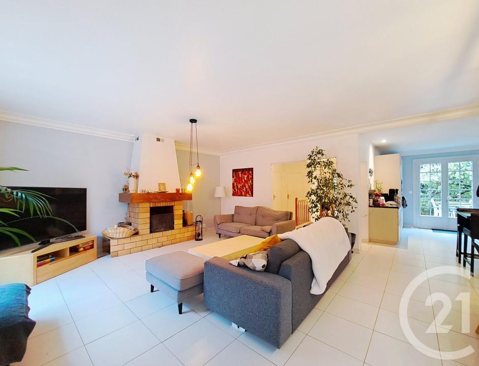 Reze, País Do Loire 44400, França