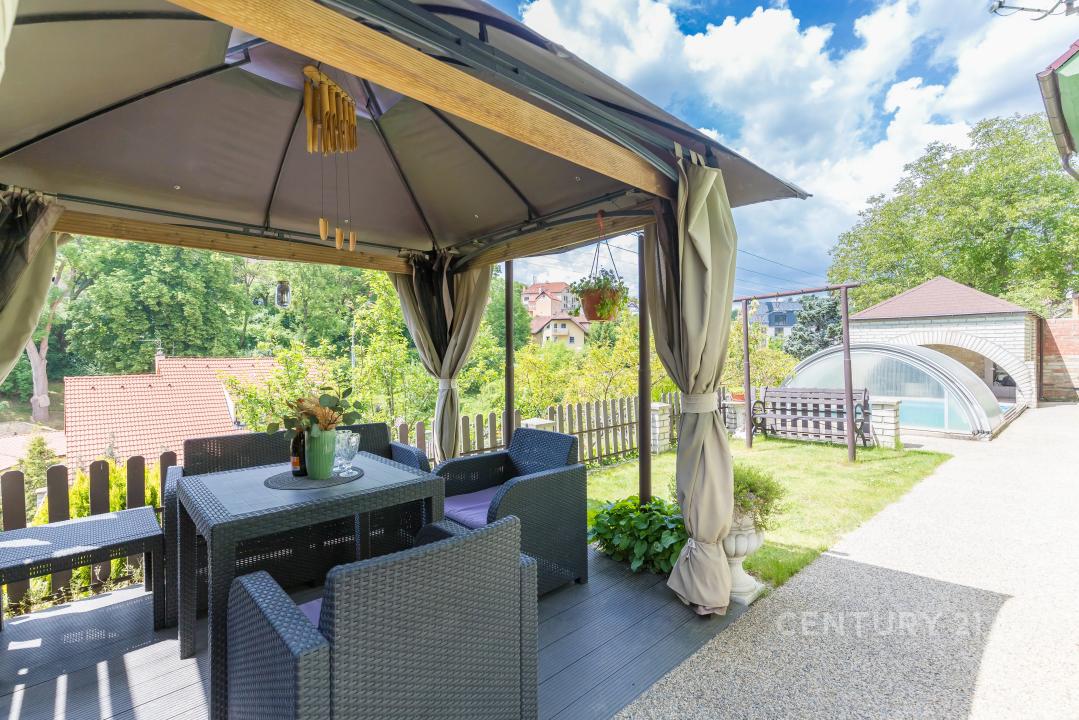 Lysolajské údolí, Praha, Území Hlavního Města Prahy 16500, Czech Republic